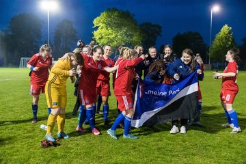 Bild 98 - F Hamburger SV 3 - Nienstedten 1 : Ergebnis: 6:1